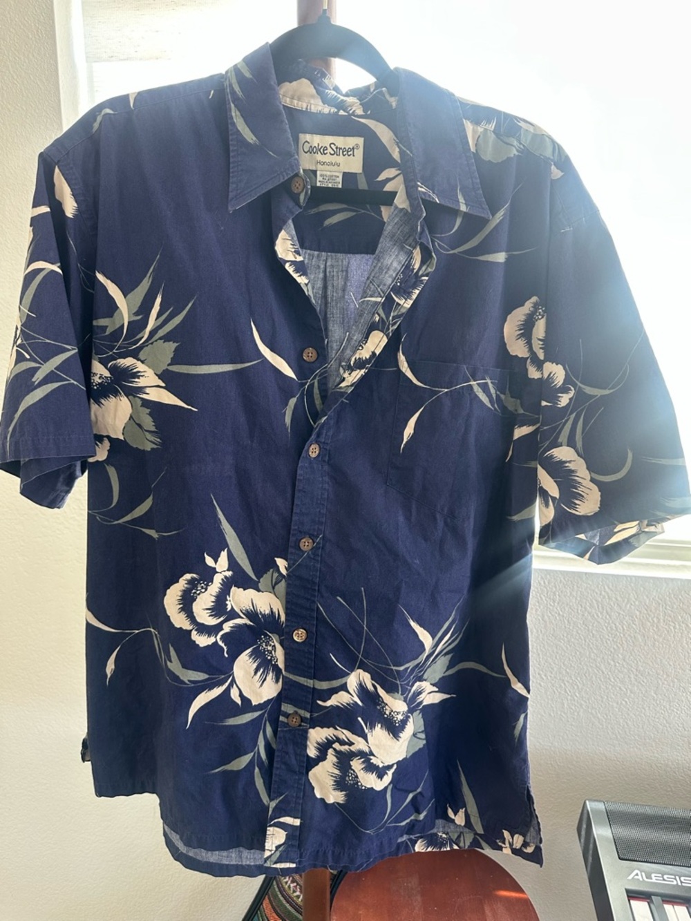 Cooke Street Navy Floral Short-Sleeve Button-Down Shirt